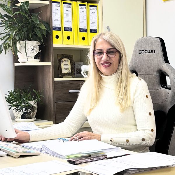 Snežana Popović, knjigovođa